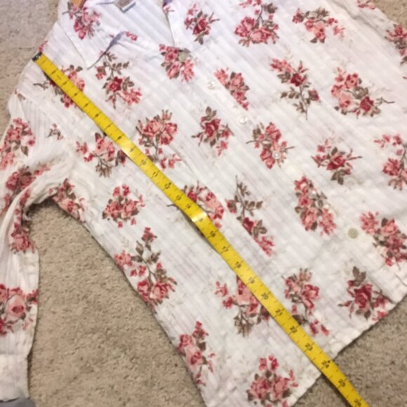 Northern Reflections White, Pink and Red Floral Cotton Button Down Dress… - Picture 15 of 16